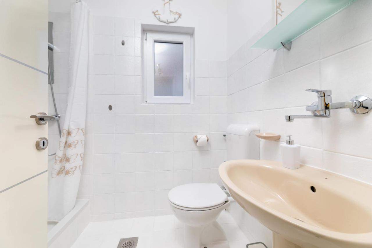Apartments Aisa* Countryside Holiday Just 500M From The Beach! Krk Town Esterno foto
